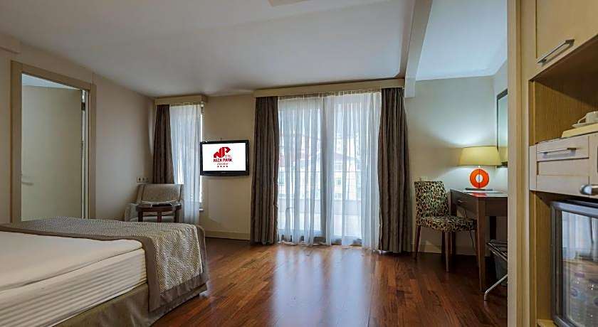 Niza Park Hotel