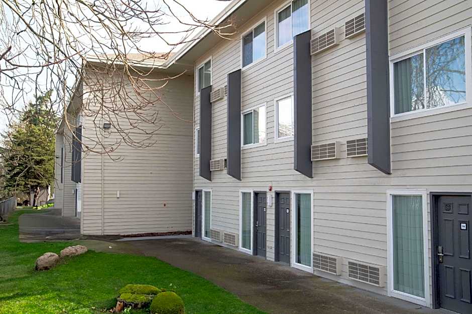 Quality Inn Portland Airport PDX – Portland, OR