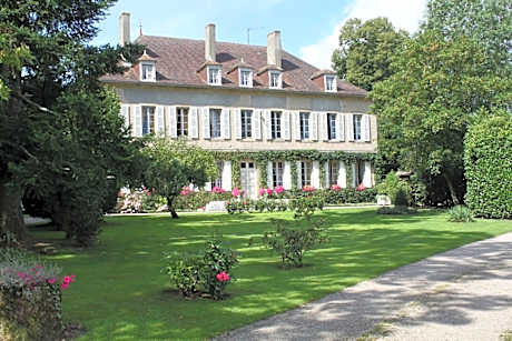 Chateau de Longeville