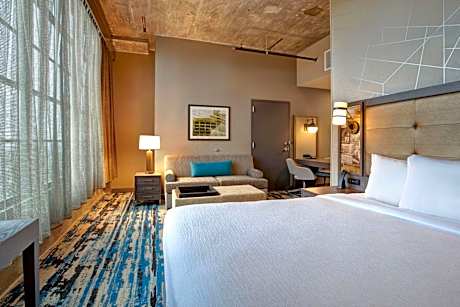 King Studio Suite