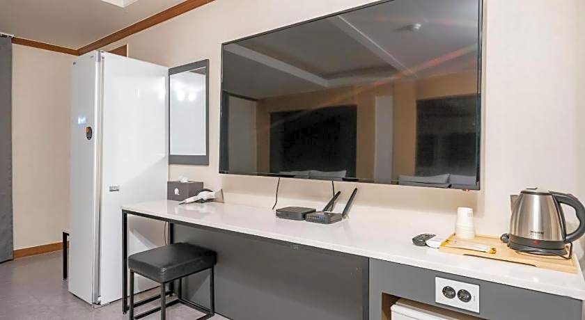 Donghae Gloria Hotel