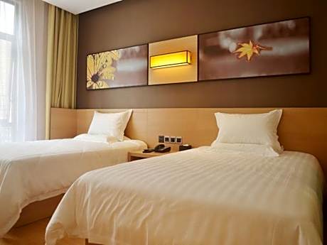 IU Compact U - Comfort Twin Room