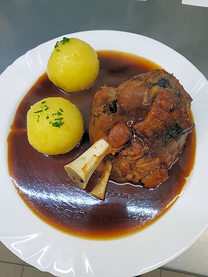 Gasthof Pension Weißes Rössl