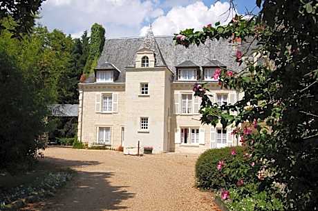 Logis Manoir De La Giraudière