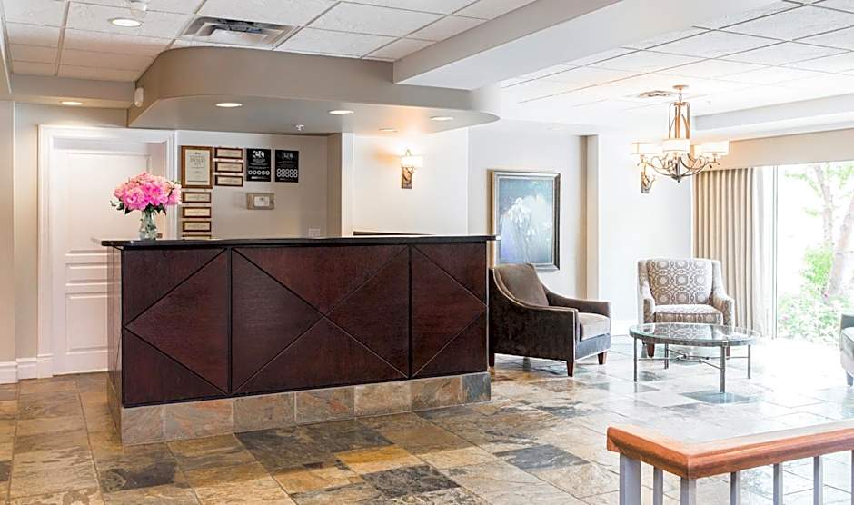 Canterra Suites Hotel