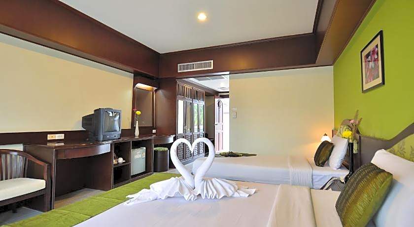 Samui First House Hotel