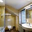 Hotel Victory Home - 5min to Progresja,10min Lotnisko Chopina, 15min to Zachodni