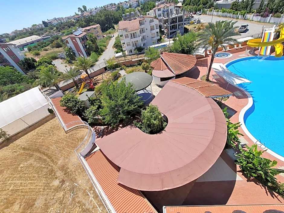 Side Palm D'or Hotel