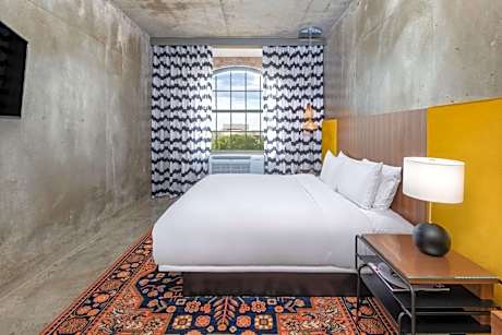 1 King Bed Junior Suite