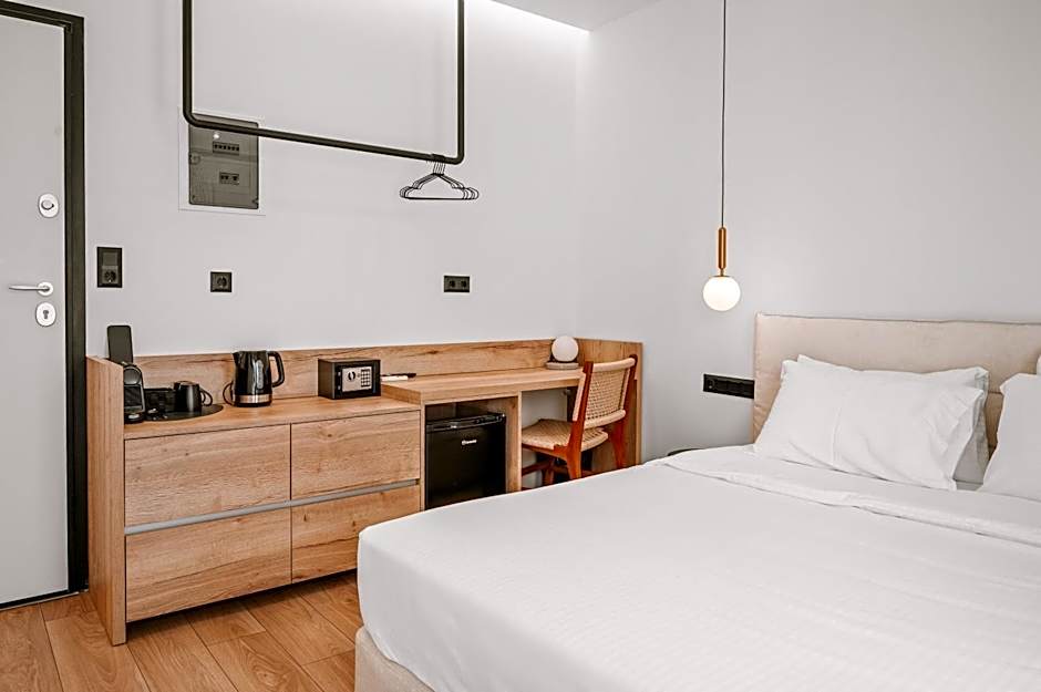 Plānis Str Urban Suites by Semavί