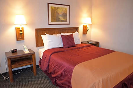 King Room - Non-Smoking