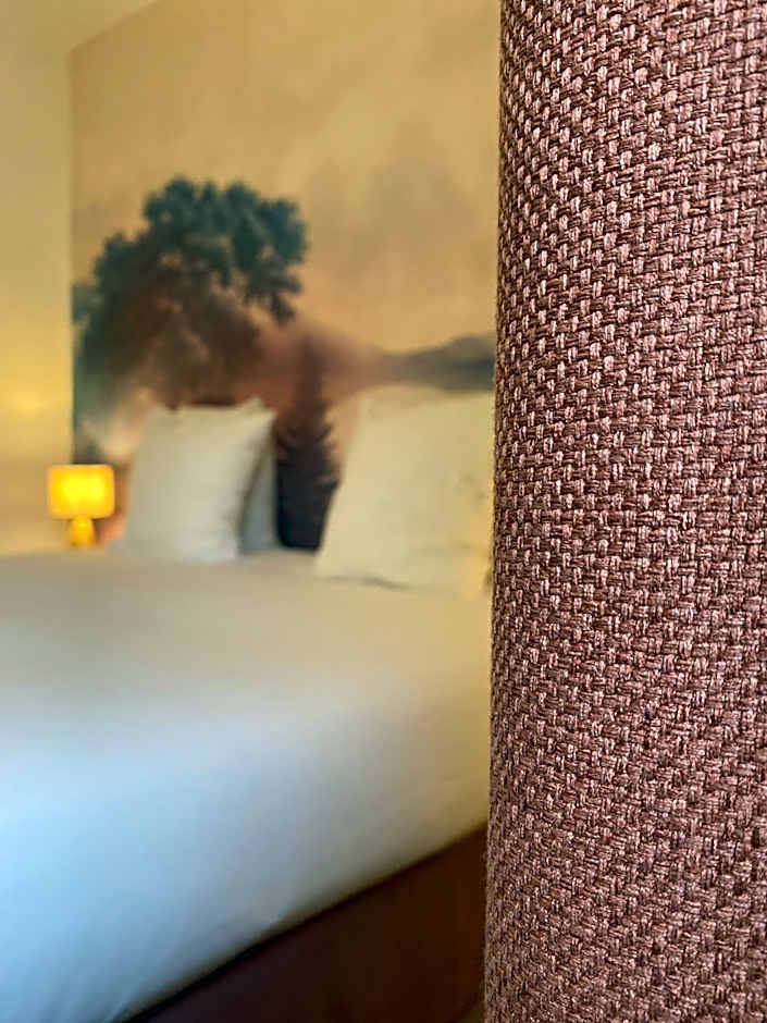 Logis Hotel Medieval, Montelimar Nord