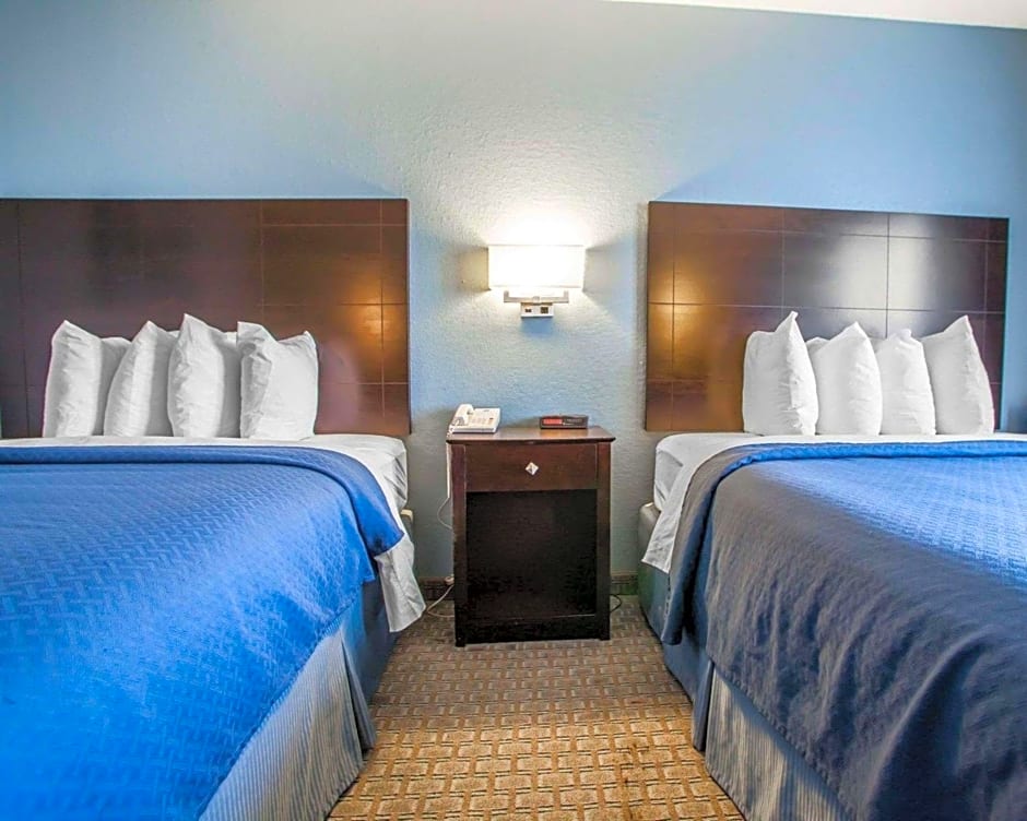 Quality Inn & Suites Ankeny-Des Moines