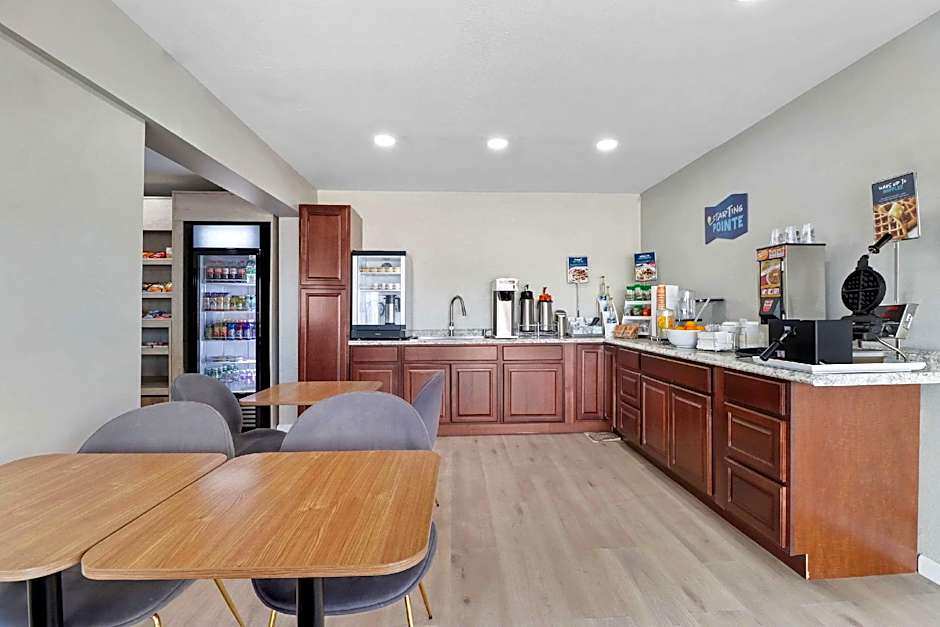 Clarion Pointe Ridgecrest Near China Lake Naval Station