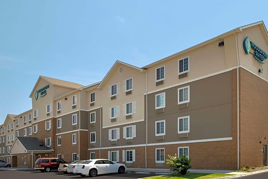 WoodSpring Suites Broken Arrow