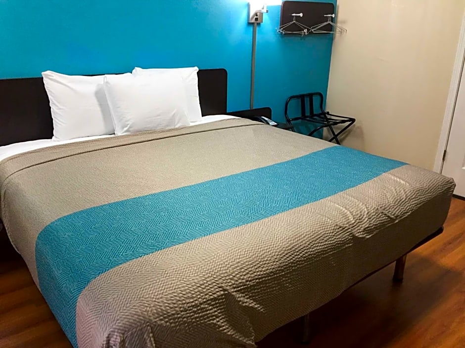 Motel 6-Odessa, TX - 2nd Street