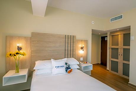 Double Room - Non-Smoking