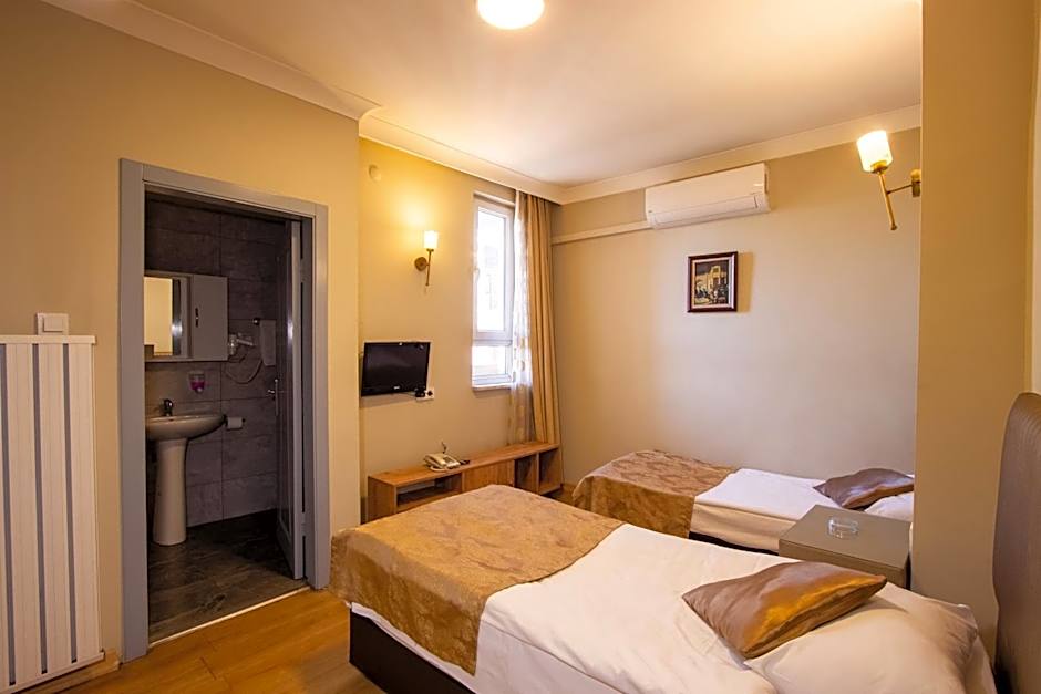 Tac Hotel