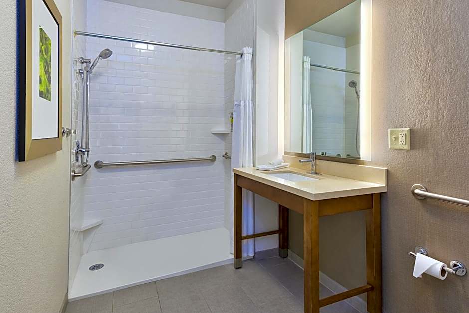 Staybridge Suites Columbia-Highway 63 & I-70 By IHG