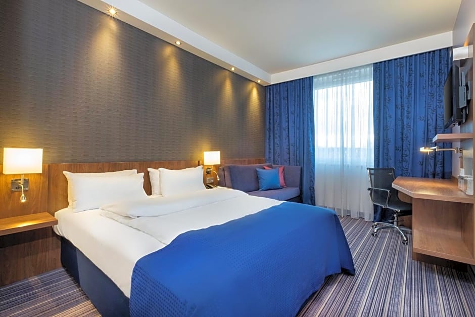 Holiday Inn Express Friedrichshafen By IHG