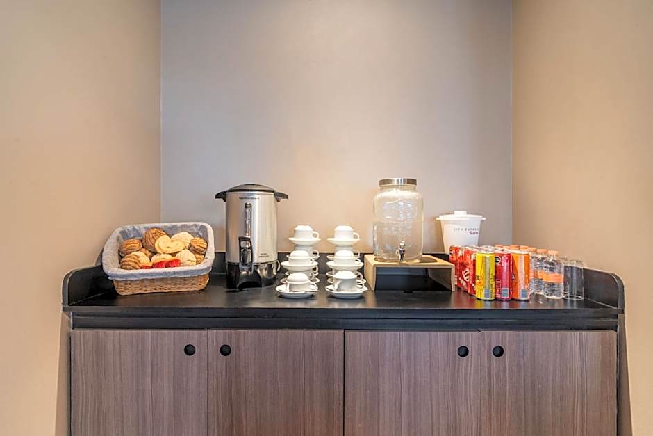 City Express Suites by Marriott Queretaro