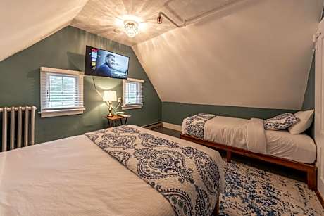Triple Room with Private External Bathroom