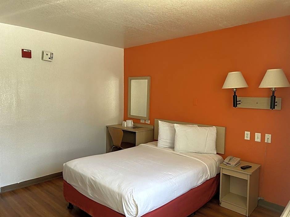 Motel 6 Stanton, CA - Anaheim West