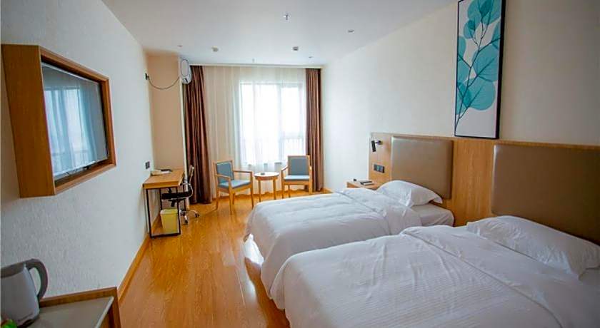 GreenTree Inn Qinzhou East Railway Station