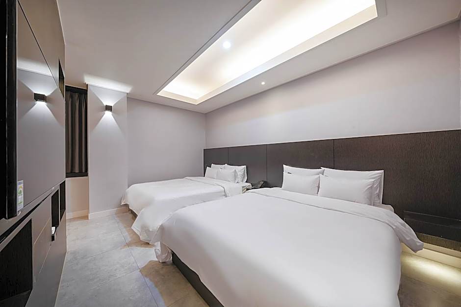 Brown dot hotel Gwangju Sangmu