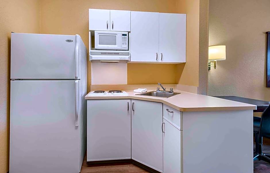 Extended Stay America Suites - Princeton - South Brunswick