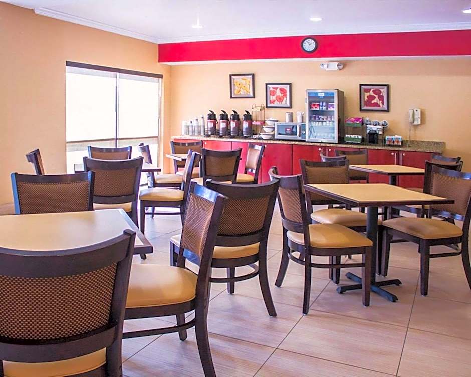 Comfort Inn & Suites Trussville I-59 exit 141