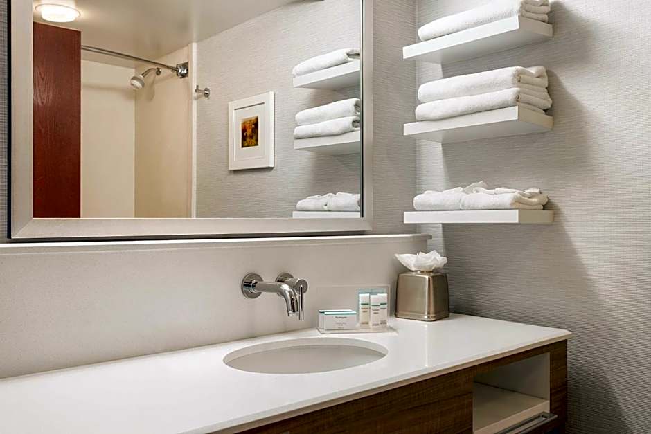 Hampton Inn By Hilton And Suites Denver-Cherry Creek
