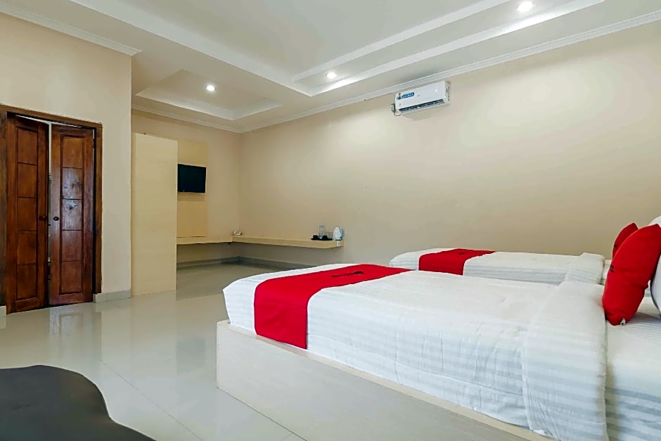 RedDoorz @ Hotel Copacobana Bengkulu