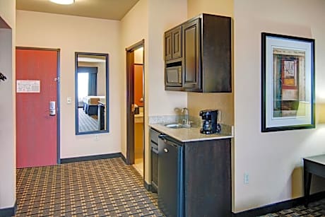 King Suite - Disability Access