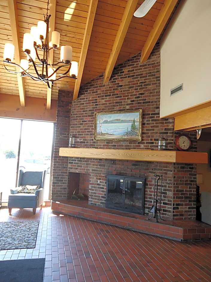 Travelodge by Wyndham Thunder Bay ON