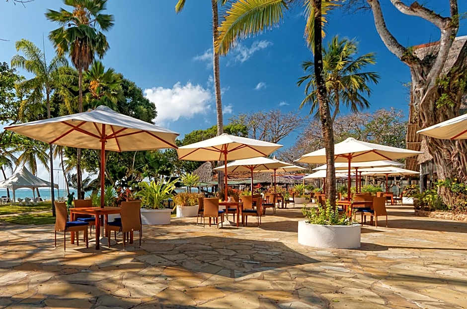 Safari Beach Hotel