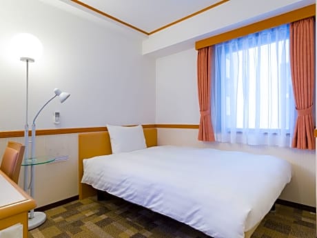 Single Room - Non-Smoking