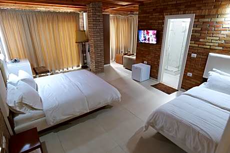 Deluxe Triple Room with Sea View