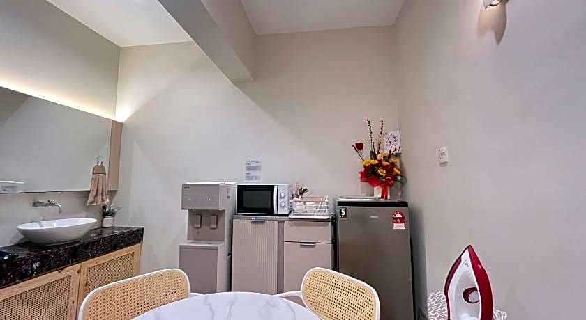 Asimmy Hotel