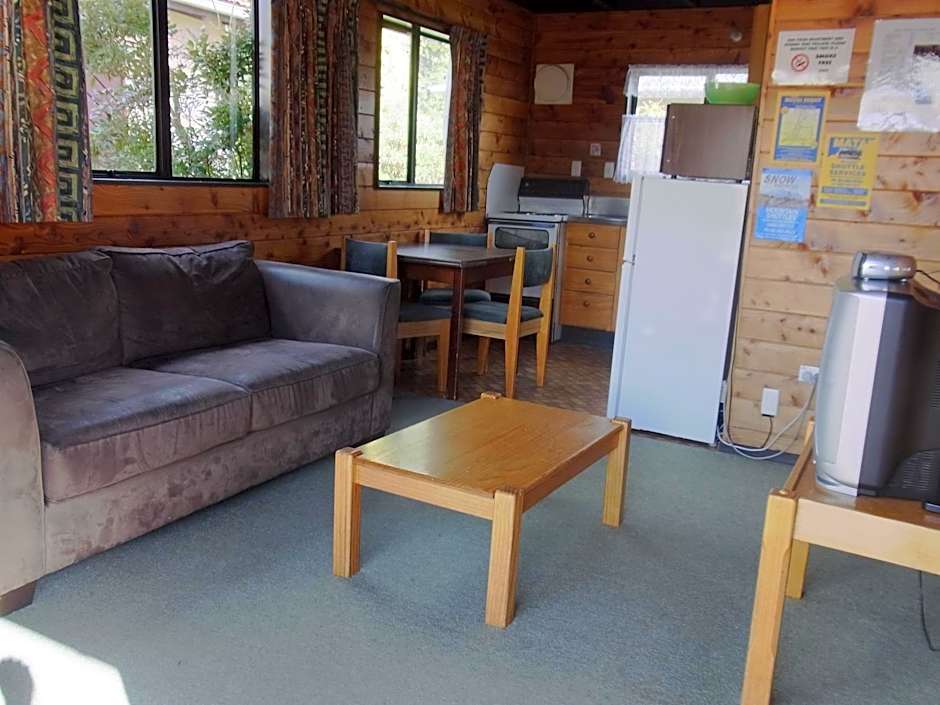 Ossies Motels and Chalets