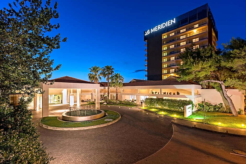 Le Meridien Lav Split