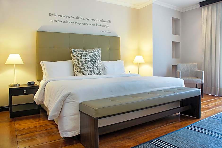 Movich Casa Del Alferez