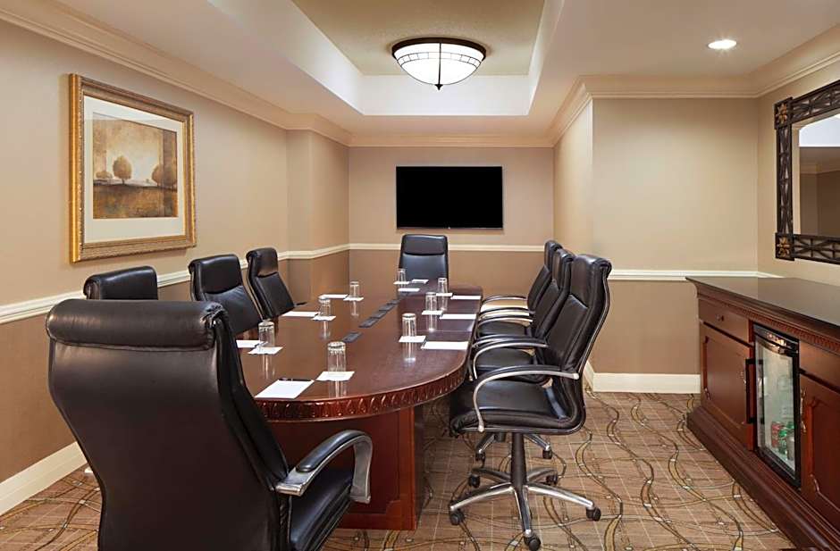 Hilton Alexandria Old Town