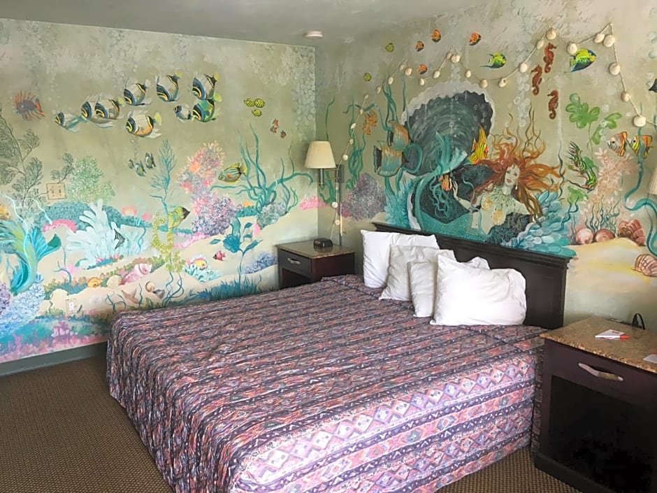 Deluxe Inn