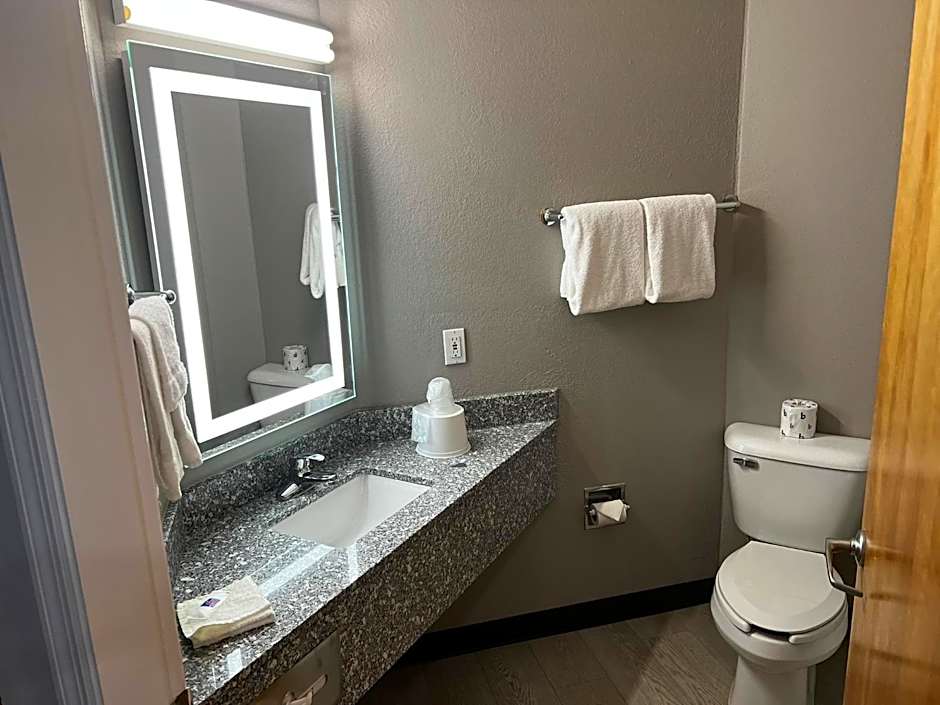 Baymont by Wyndham Athens, TN