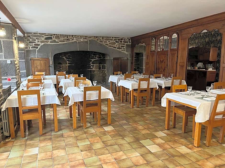 Gîte-Auberge du Pont de Lanau