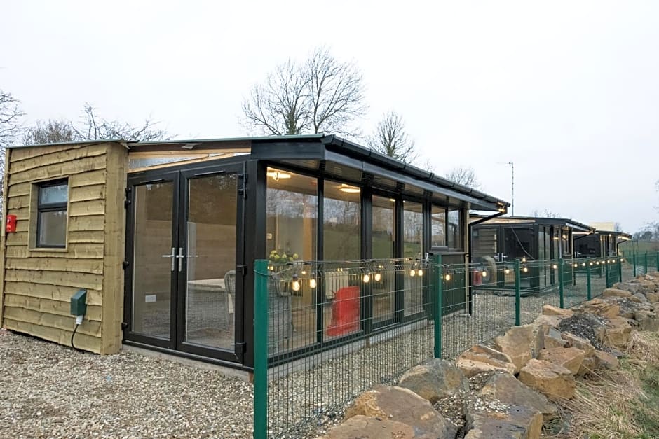 Walsh's Mill Lodges & Linen House