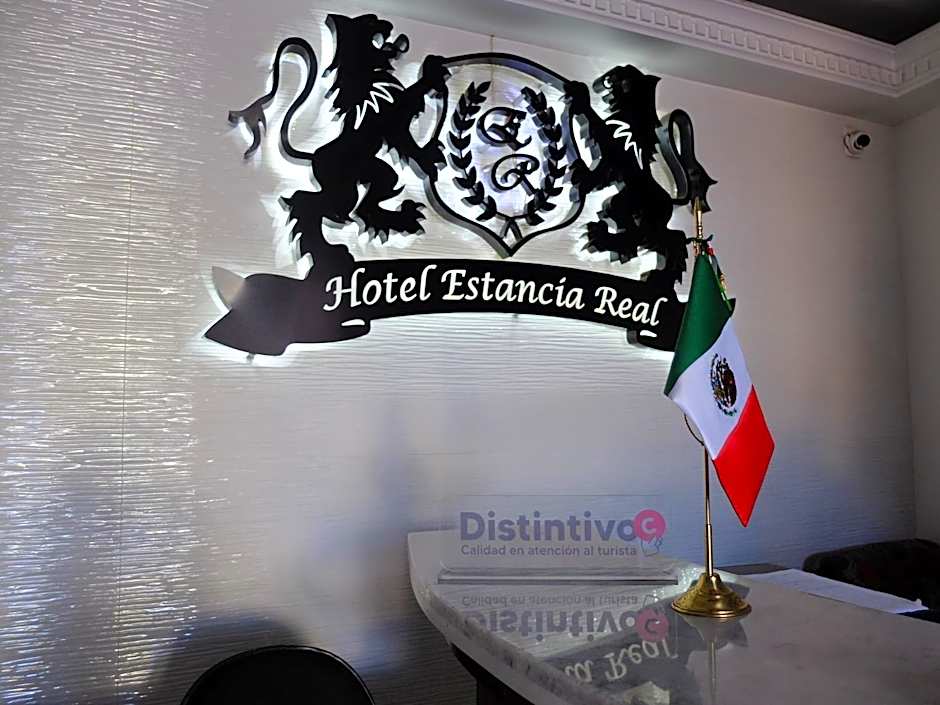 Hotel Estancia Real