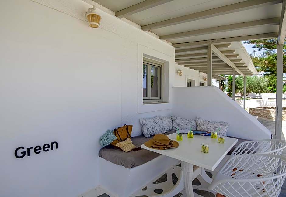 Margarita Studios Ambelas