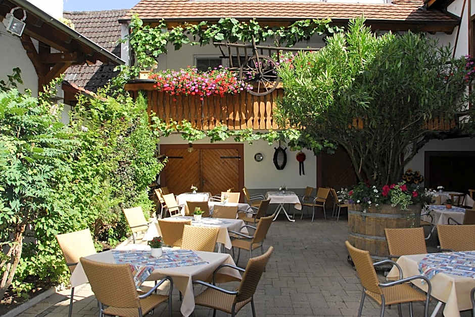 Weinhotel / Gasthaus zur Sonne
